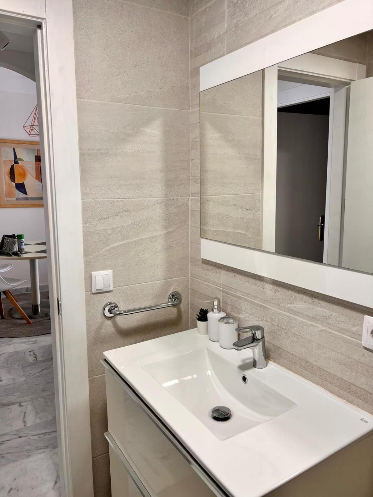 Apartment Sea Breeze - Apartamento Brisas Del Mar Benalmadena Luaran gambar